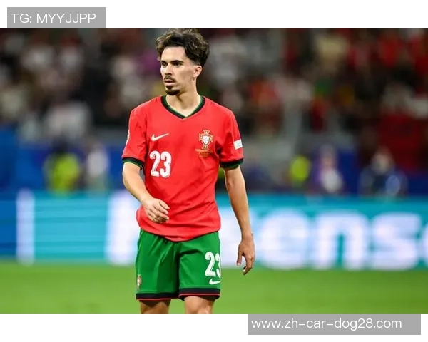 官方：葡萄牙门将若泽-萨因祖父逝世归队，布拉加门将卡瓦略入替